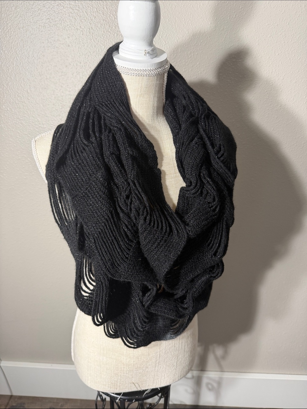 Women's Black Knit Infinity Scarf - Cozy Loop Design